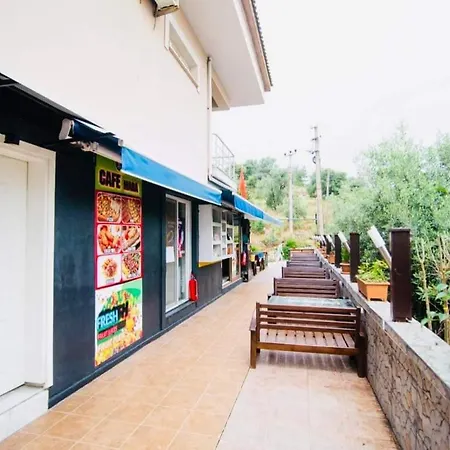 Hidden Gems 2 Bedroom
